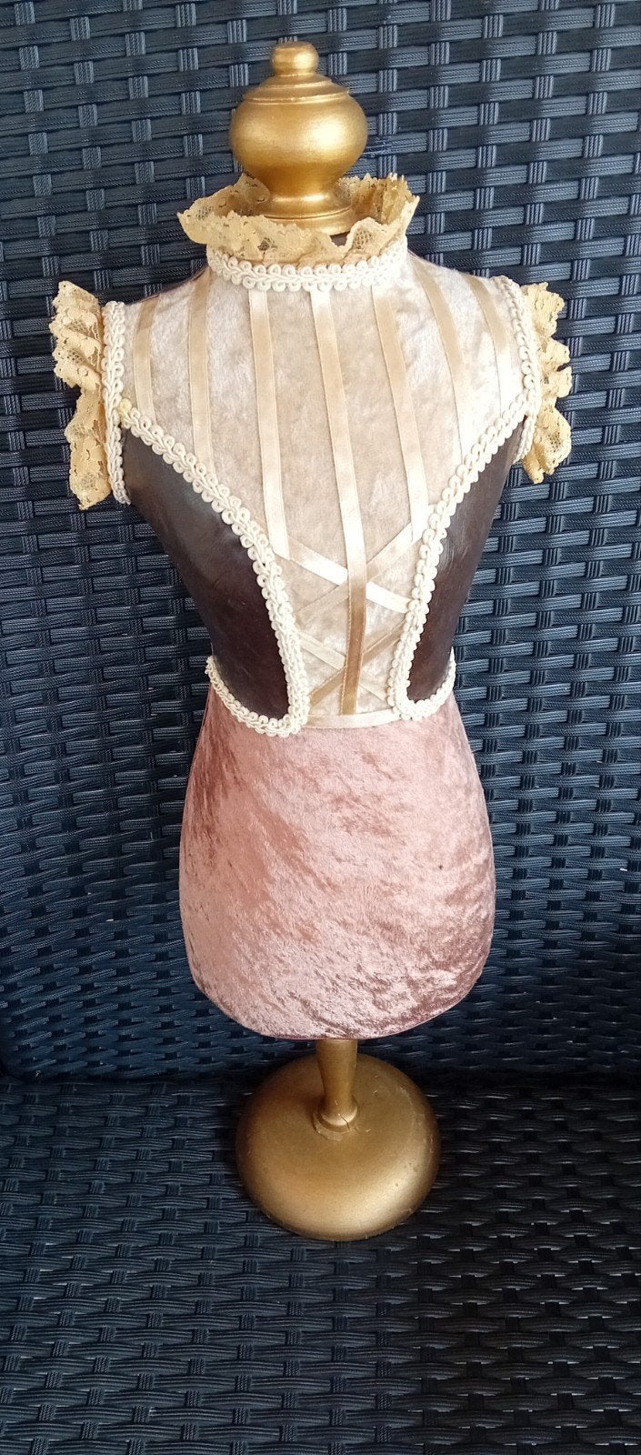 Clayre & Eef sieradenstandaard / mini-paspop, Vintage, Gebruikt, Meerkleurig, Ophalen of Verzenden