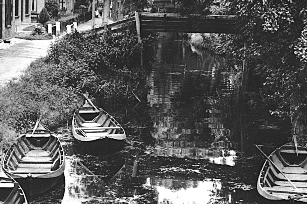 948963	Giethoorn	1954	 	Gelopen met postzegel, Ophalen of Verzenden, 1940 tot 1960, Gelopen, Overijssel