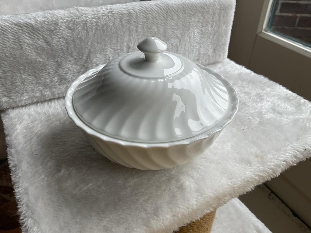 Wedgwood Edme Bonbon schaaltje- Wit Porselein, Ophalen of Verzenden
