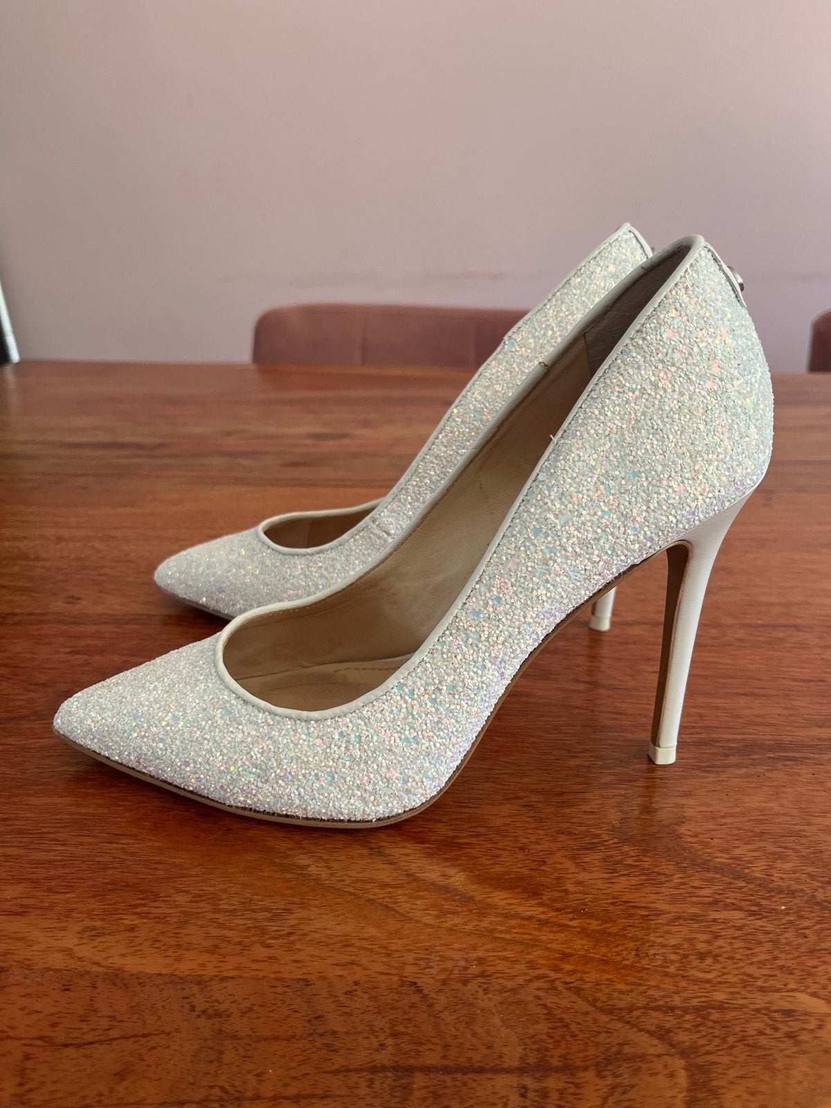 Cosmoparis glitter pumps - Maat 39, Ophalen of Verzenden, Zo goed als nieuw, Wit