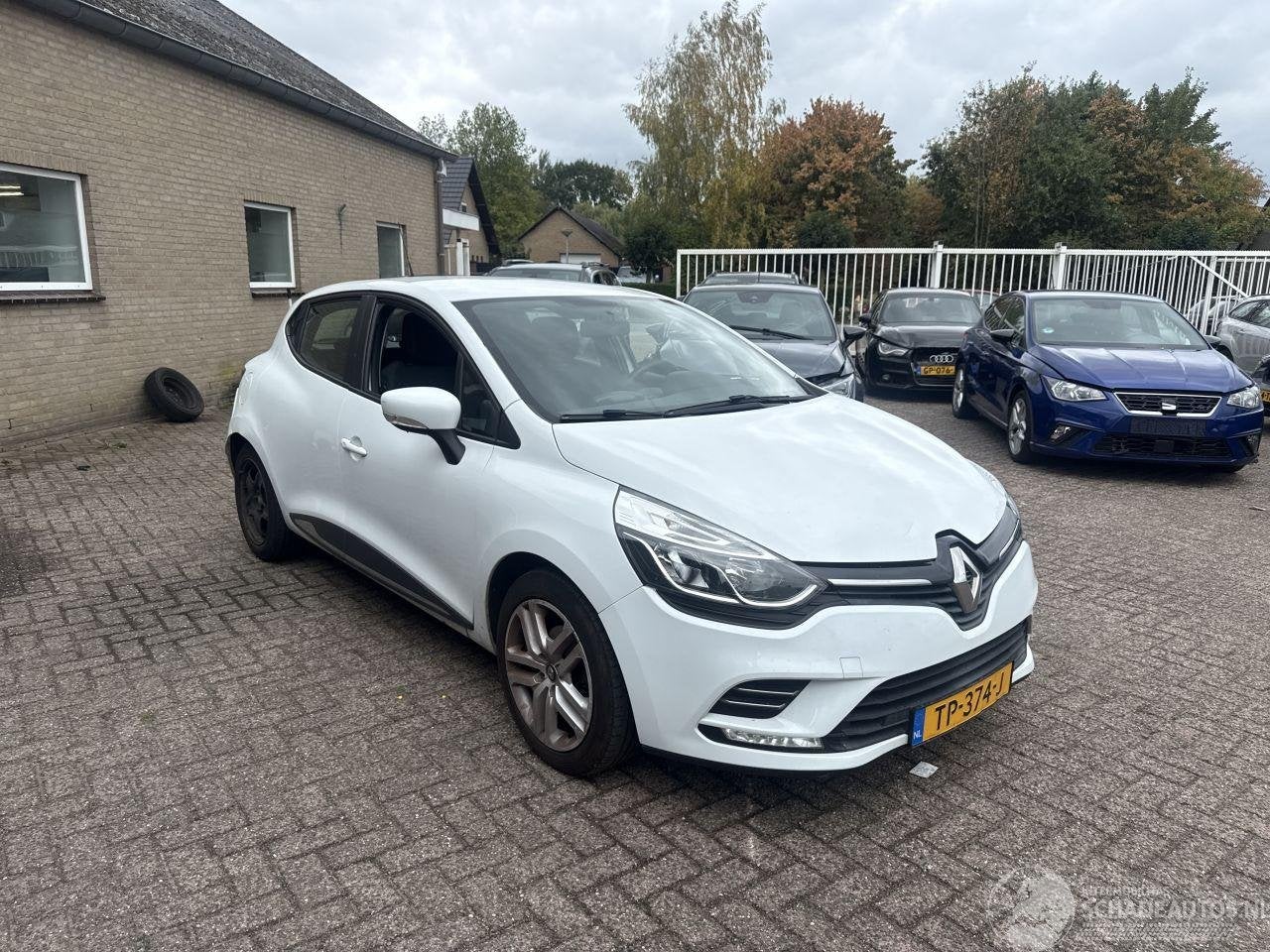 Renault Clio 0.9 TCe Zen REST BPM €400,-! (bj 2018), 898 cc, Renault Deutschland AG, Renault, Wit
