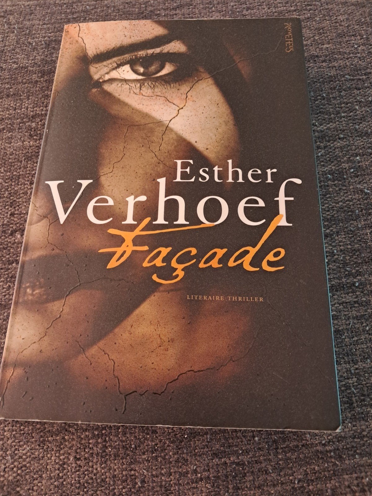 Façade - Esther Verhoef (Literaire thriller), Ophalen of Verzenden, Zo goed als nieuw, Esther Verhoef, Nederland