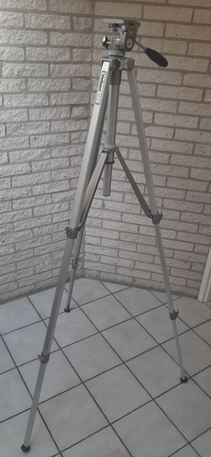 Velbon AE-3 statief met balhoofd - Zo goed als nieuw, Ophalen, Velbon, Zo goed als nieuw, 150 tot 175 cm