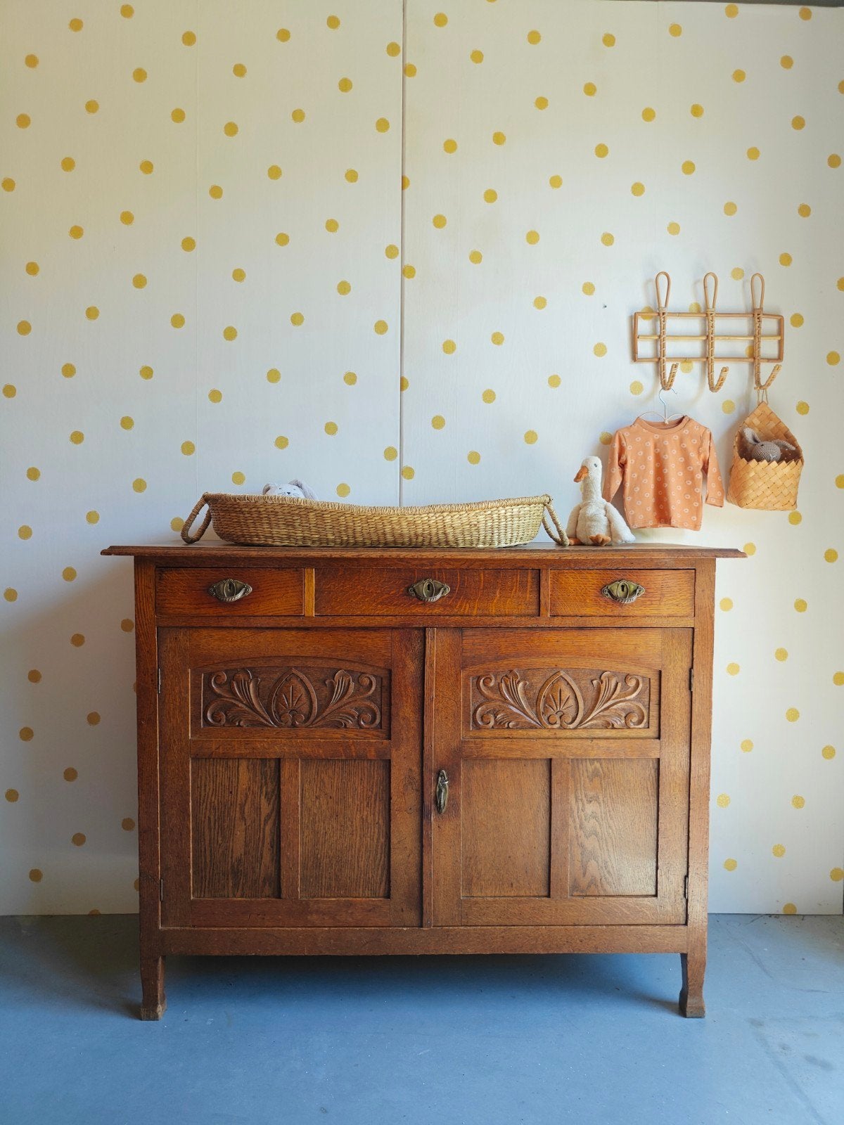 Vintage dressoir / Art Deco / antiek / bezorgen mogelijk, Huis en Inrichting, Kasten | Dressoirs, Ophalen of Verzenden, 25 tot 50 cm