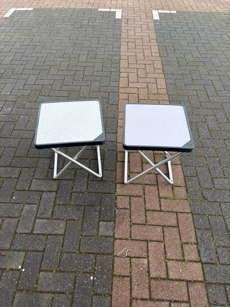 Krukje met tafel blad, Caravans en Kamperen, Ophalen of Verzenden, Zo goed als nieuw, Campingstoel