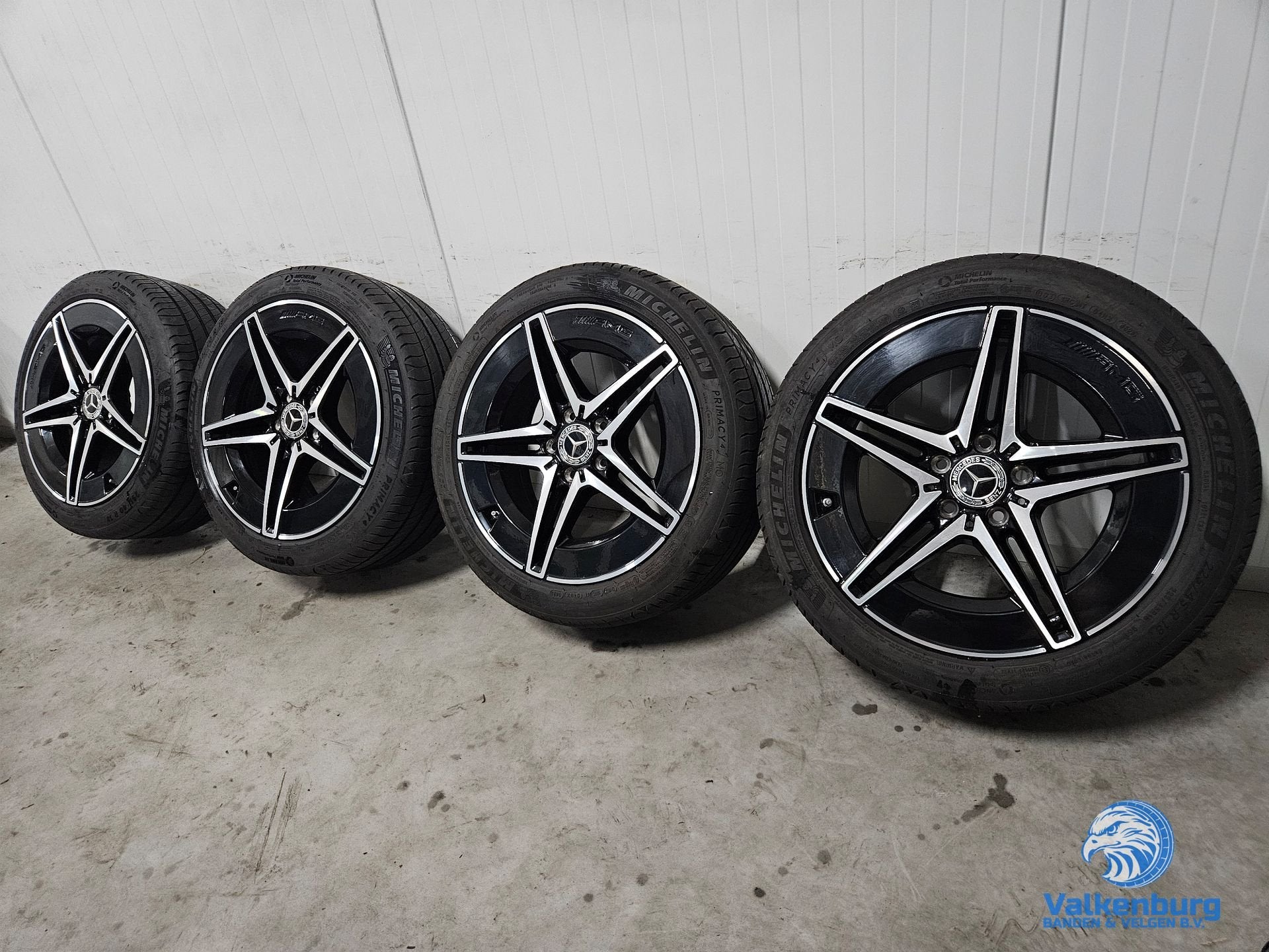 6-7mm! Originele Mercedes AMG C300E Hybrid W206 18 inch bree