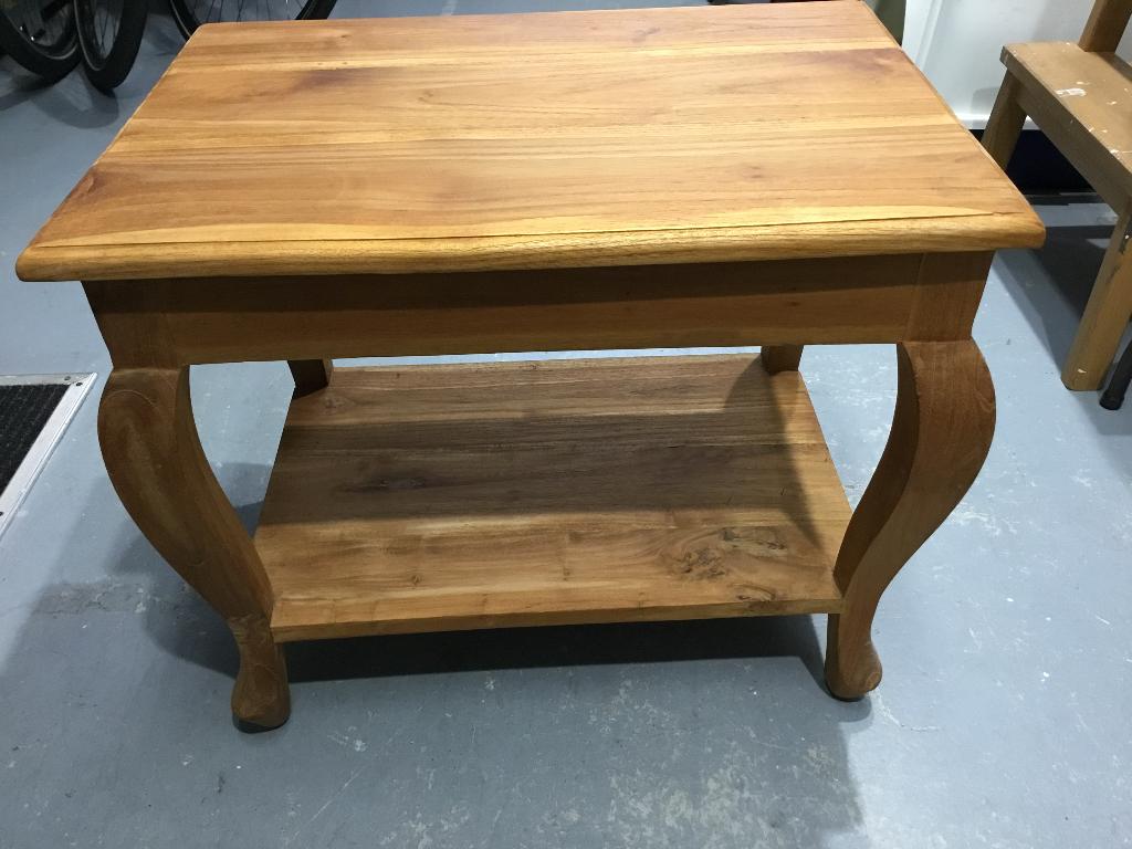 Teak tafeltje, Huis en Inrichting, Tafels | Bijzettafels, Minder dan 55 cm, Zo goed als nieuw, Rechthoekig, Hout