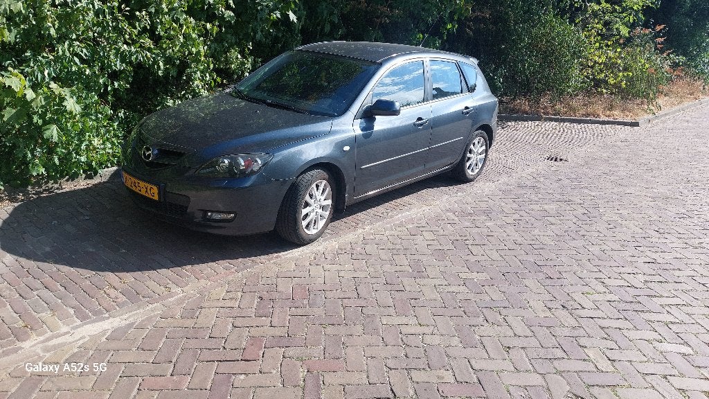Mazda 3 1.6 Hatchback 2008 Grijs, Auto's, Mazda, Voorwielaandrijving, Stof, Zwart, 4 cilinders