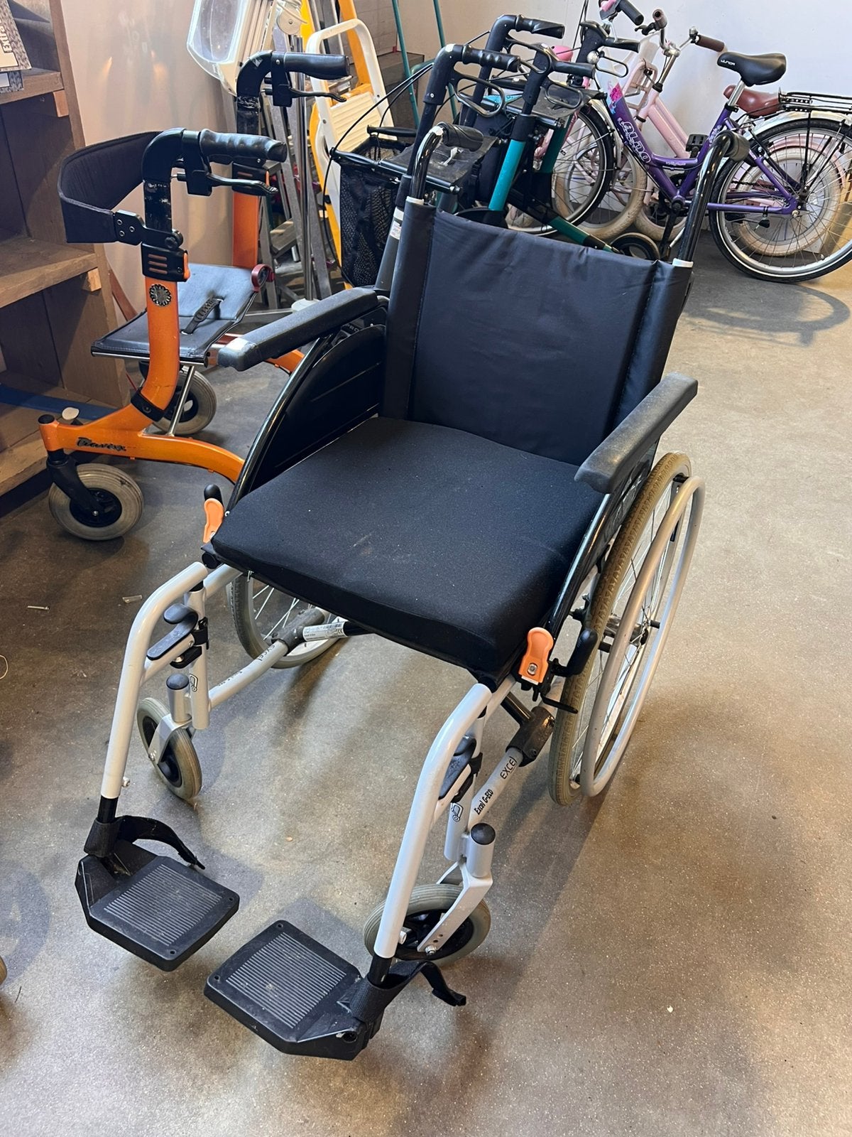 2x rolstoel excel g eco en multi motion met zitkussen, Diversen, Rolstoelen, Ophalen, Excel, Inklapbaar, Zo goed als nieuw