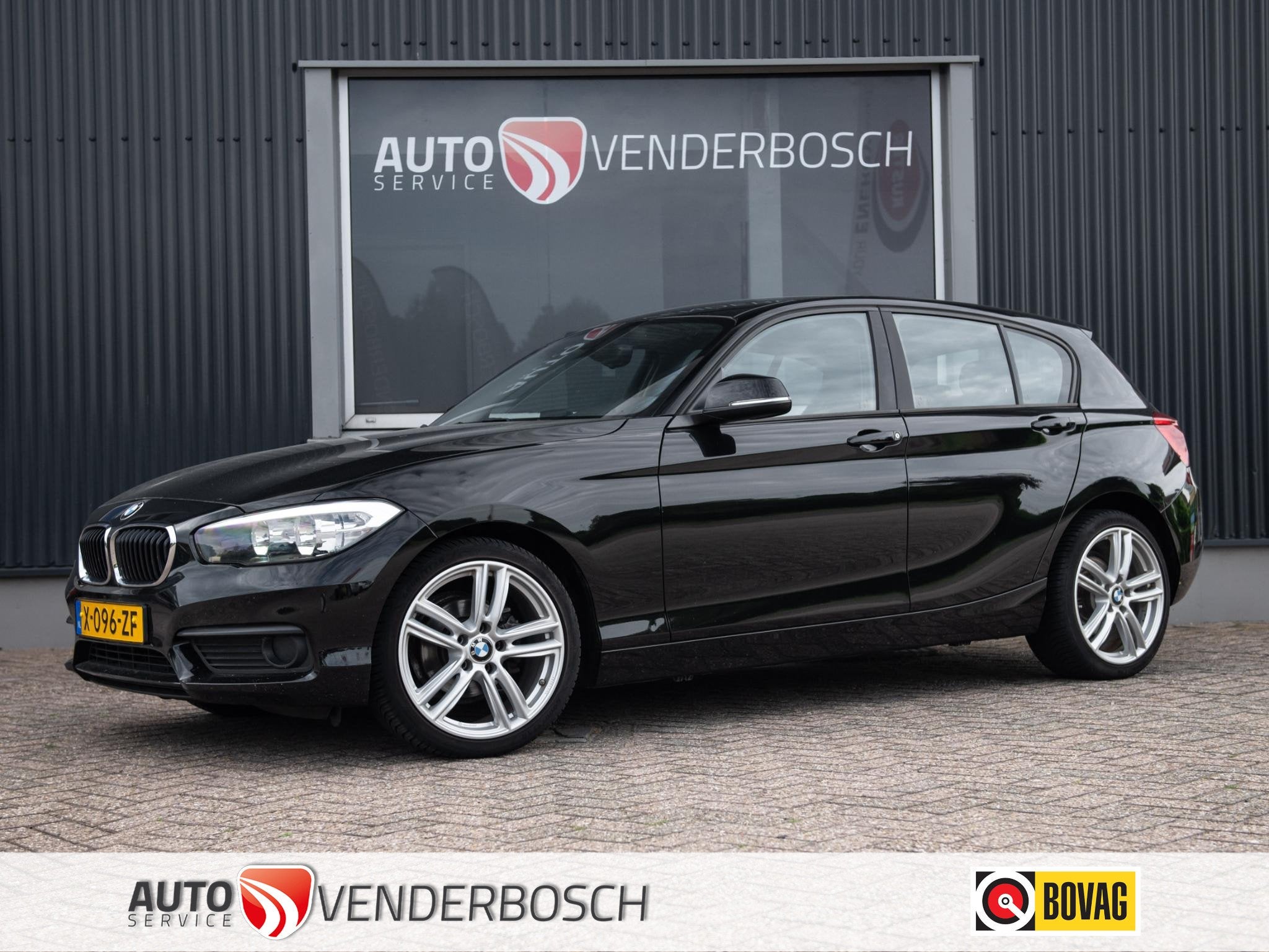 BMW 1-serie 118i 136pk | Clima | Stoelverwarming | Bluetooth, 1-Serie, Euro 6, Zwart, 19 km/l