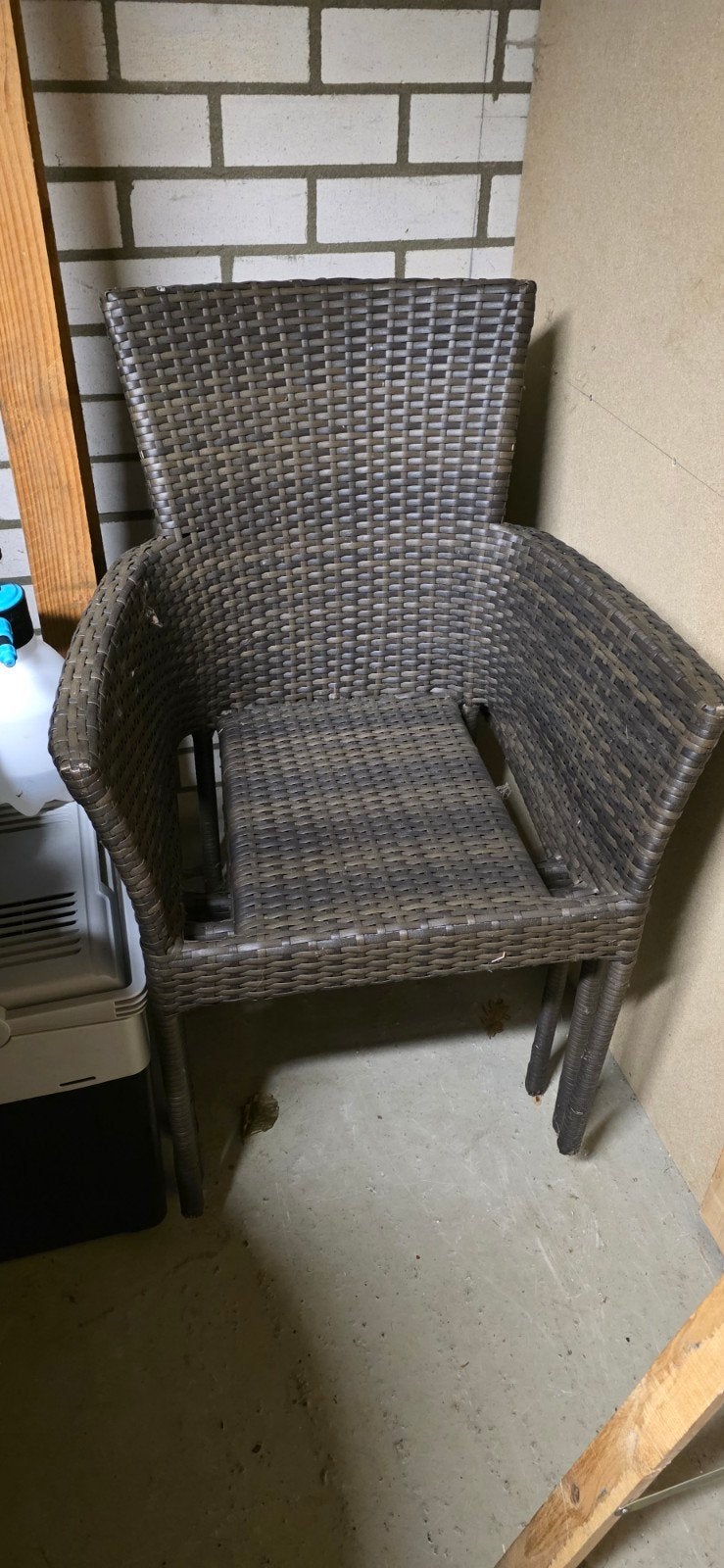 Bruine rotan stoel - Gebruikt, Ophalen, Gebruikt, Bruin, Tuin, Terras, Balkon, Casual