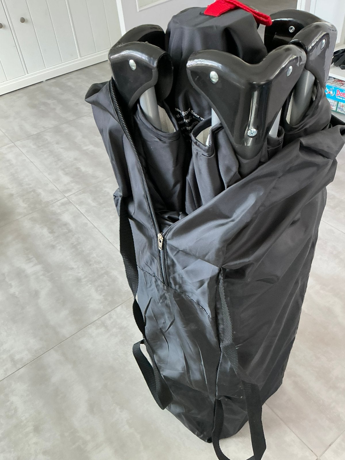 Ding campingbedje  en matras, Ophalen, Zo goed als nieuw, Reisbedje