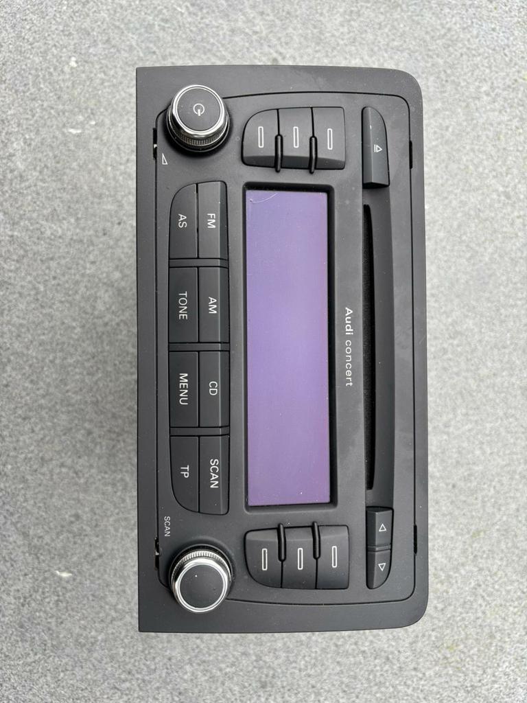 Audi A3 orginele radio, Auto diversen, Ophalen of Verzenden