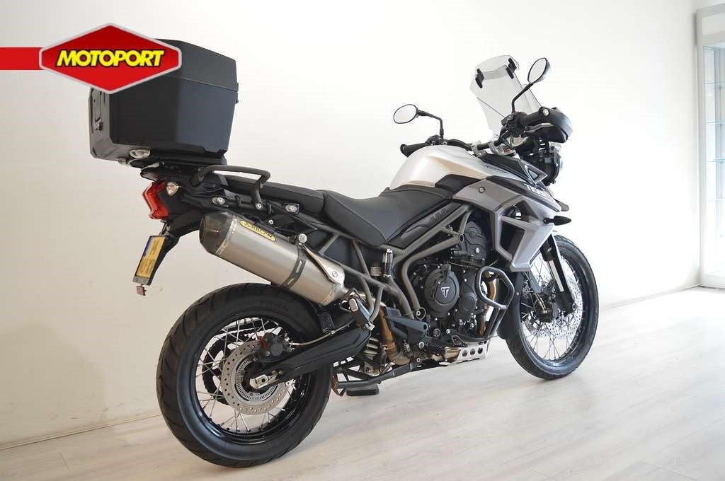 Triumph TIGER 800 XCX (bj 2017), Motoren, Triumph Motocycles, Triumph.Benelux@triumph.co.uk, Toermotor, De Droogmakerij 40A
1851 LX   Heiloo, NL