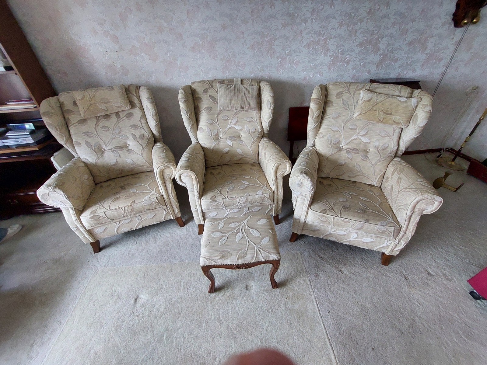 Set van 3 fauteuils met voetenbankje, beige met bladmotief, Ophalen, Hout, Gebruikt, Overige kleuren