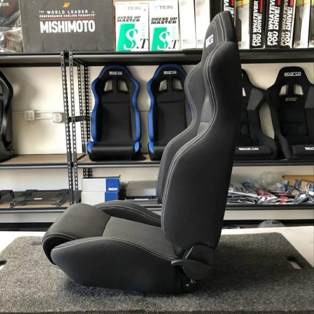Foto 2 van Sparco R100 Zwart Kuipstoel Sportstoel Racestoel
