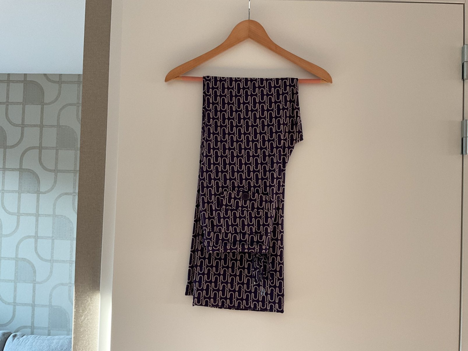 Mi Piace broek travelstof, paars met patroon, maat L,, Kleding | Dames, Broeken en Pantalons, Ophalen of Verzenden, Zo goed als nieuw