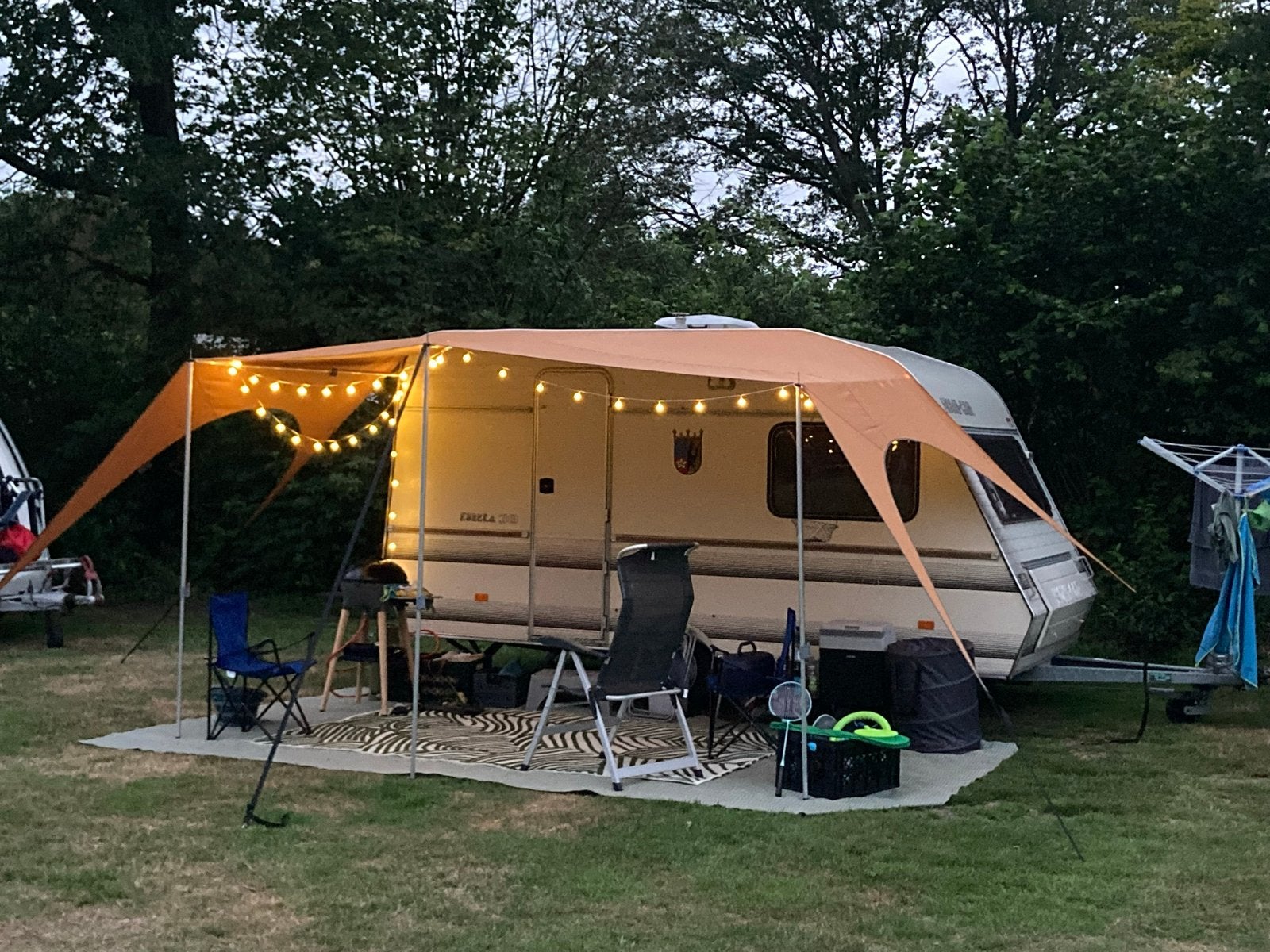 Home-care eureka 38 met eventueel stalling ter overname, Caravans en Kamperen, Caravans, Home-car, Vast bed, Rondzit, Particulier