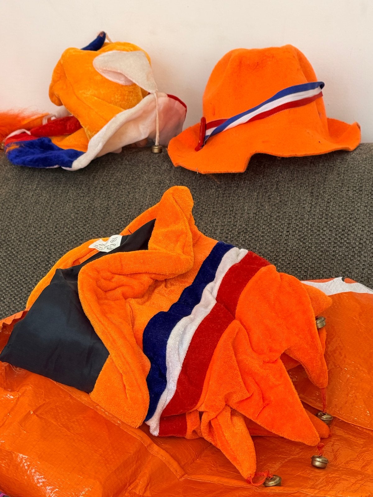Groot Oranje nostalgie voetbal- &feestpakket vd Sar &wuppies, Ophalen of Verzenden