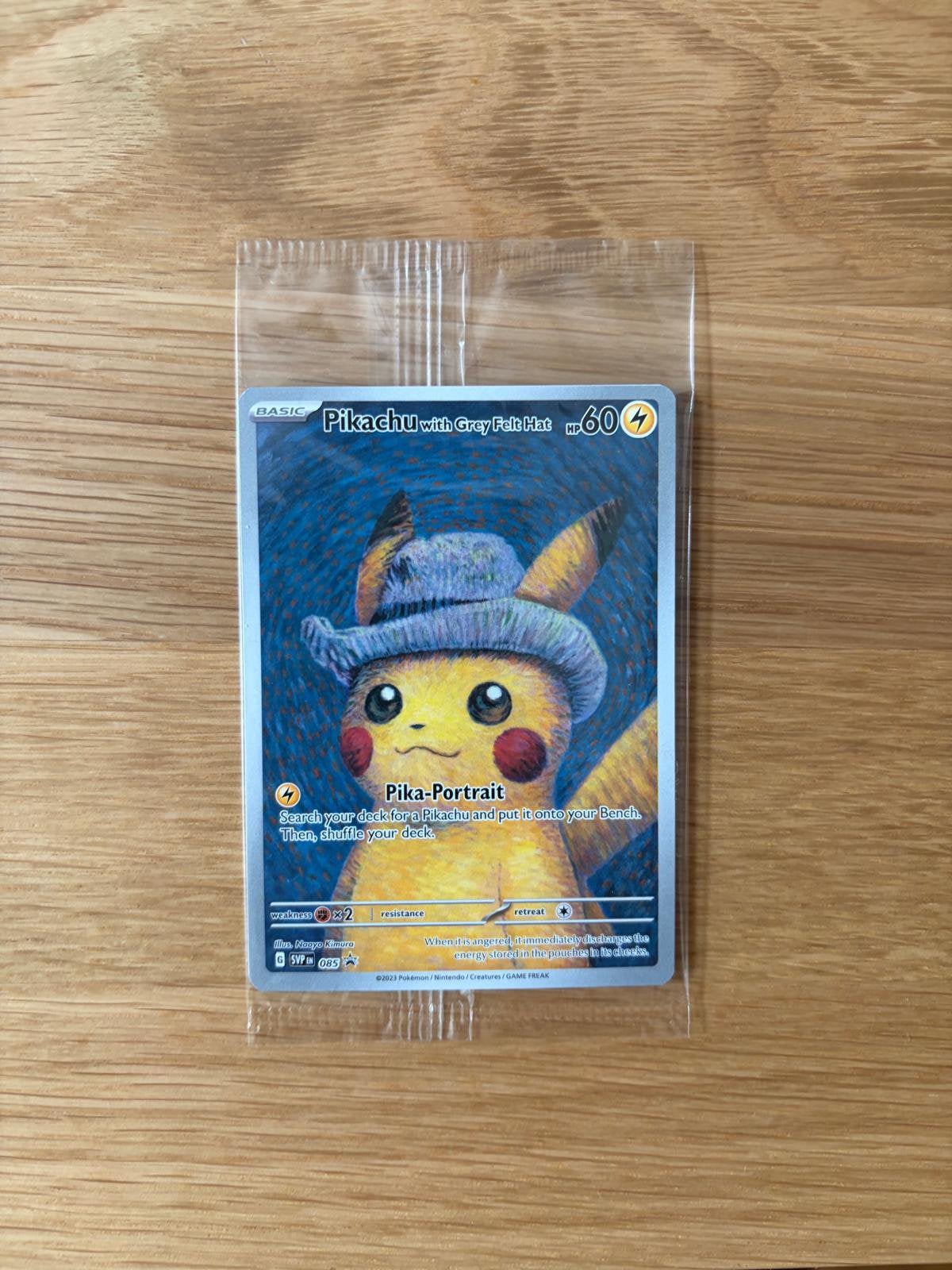 Pikachu with Grey Felt Hat (Van Gogh) - SVP 085, Hobby en Vrije tijd, Verzamelkaartspellen | Pokémon, Ophalen, Nieuw