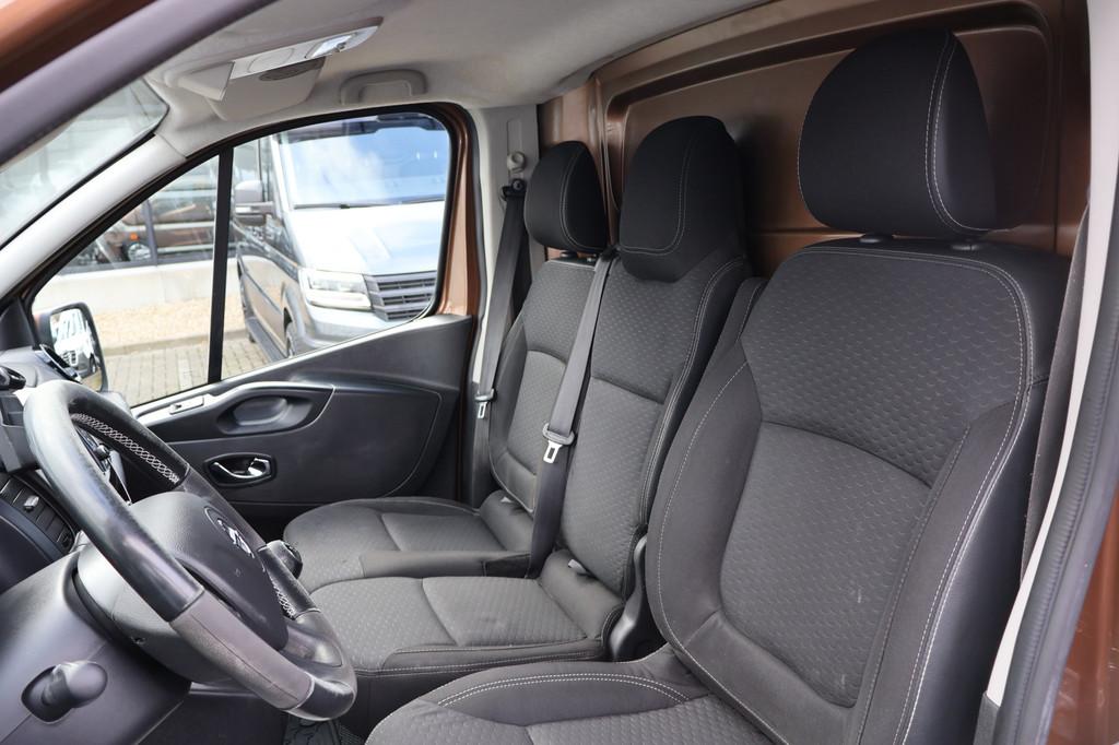 Opel Vivaro 1.6 CDTI L2 H1 Airco Navigatie Camera 2x Schuifd, Auto's, Bestelauto's, Voorwielaandrijving, Gebruikt, Euro 6, 4 cilinders
