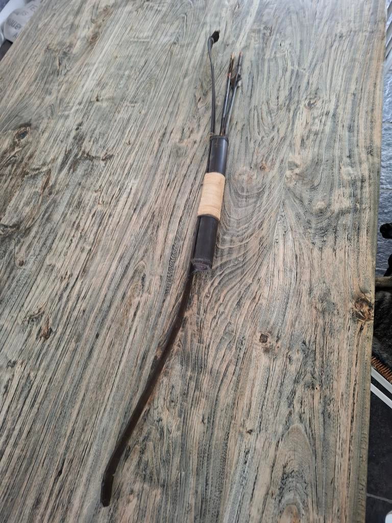 Antieke Indianen Boog met Pijlen - 104 cm, Ophalen of Verzenden