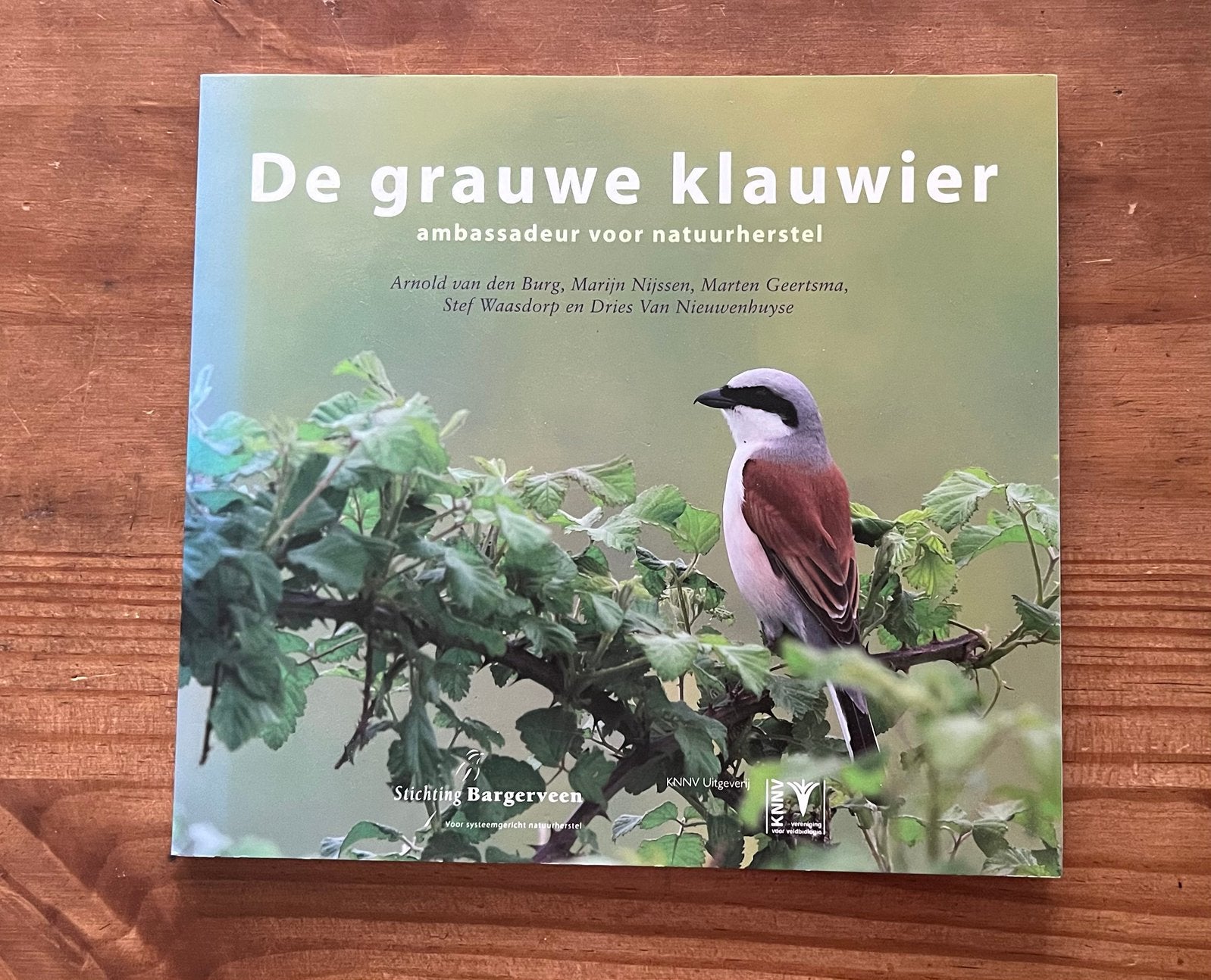 De grauwe klauwier, Ophalen of Verzenden, Zo goed als nieuw, Vogels