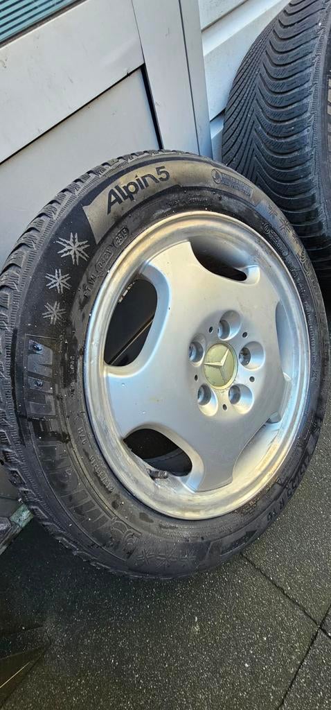 Mercedes16 inch  lm velgen met michelin alpin 5 banden, Ophalen