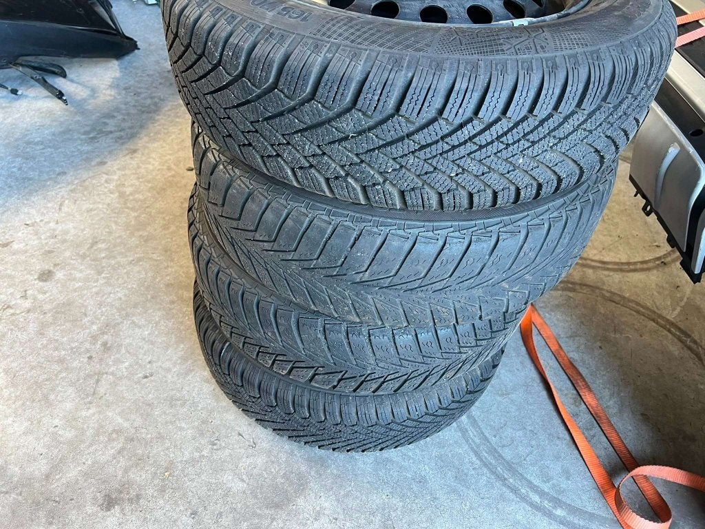 winterband 4x continental 7 mm up! 1s0601027 165/70 r14 t, Auto-onderdelen, Banden en Velgen, Ophalen, 14 inch, Gebruikt, Duitsland