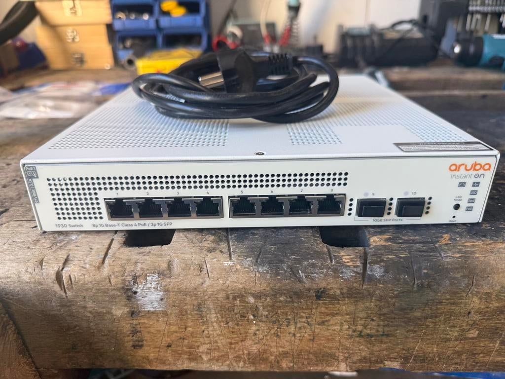 Aruba Instant On 1930 8G Class 4 PoE Switch, Ophalen of Verzenden, Zo goed als nieuw