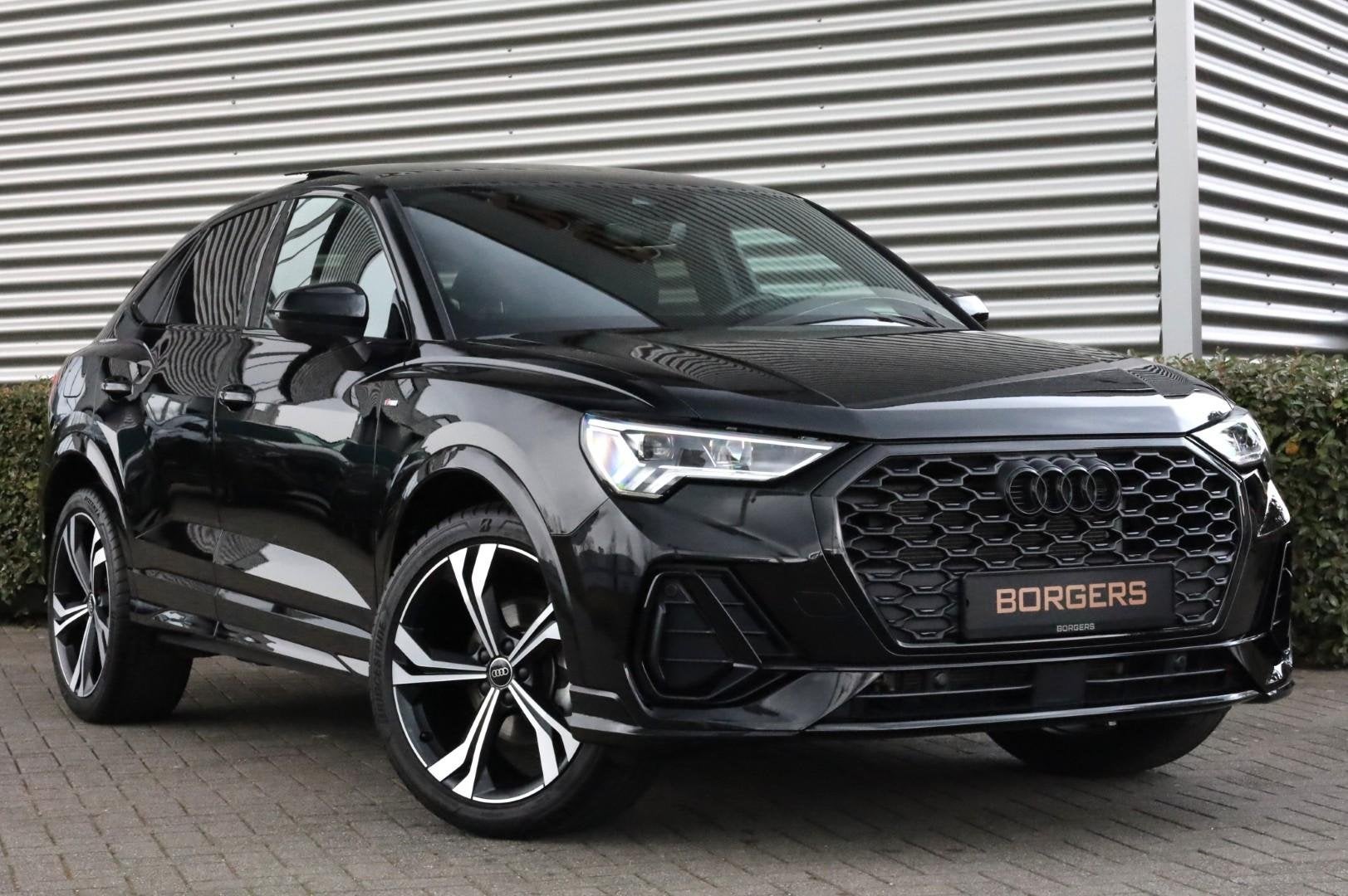 Audi Q3 Sportback 35 TFSI Pano l Trekhaak l Sonos l Rode sti, Auto's, Audi, Dealer onderhouden, Zwart, 4 cilinders, 150 pk