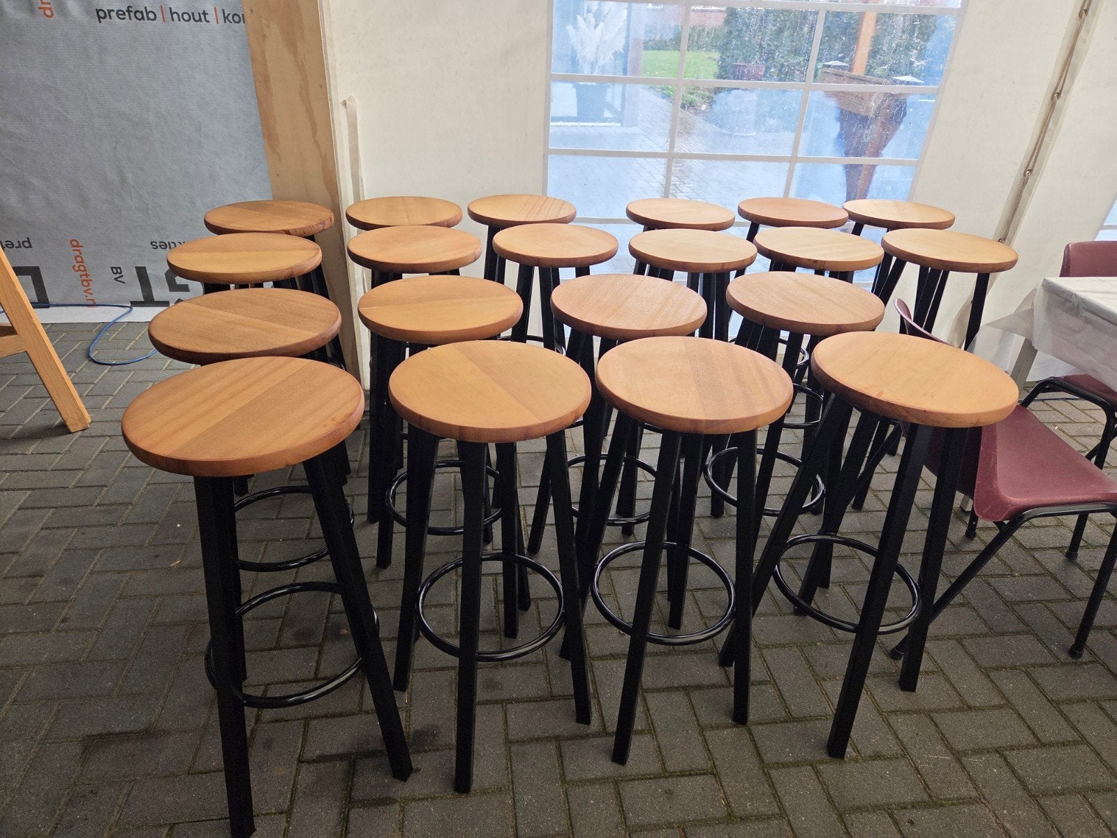 Te huur: Barkrukken, 5 krukken of meer, Ophalen, Nieuw, 60 tot 90 cm