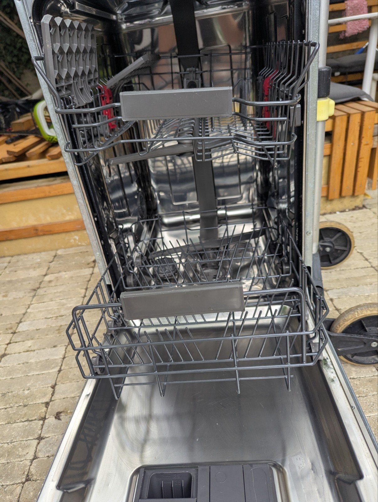Whirlpool WSIC 3M17 Inbouw Vaatwasser 40 cm, Witgoed en Apparatuur, Vaatwasmachines, Ophalen, Inbouw, Minder dan 85 cm