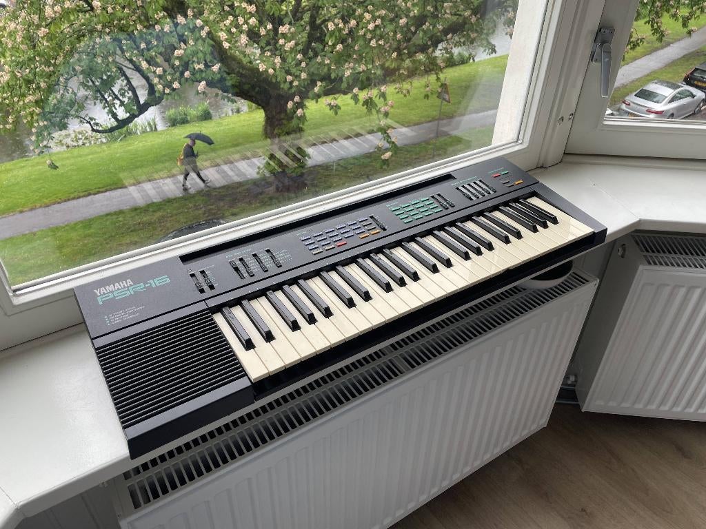 Yamaha PSR-16 - Retro 1988 keyboard - Werkend in nieuwstaat, Ophalen of Verzenden, Zo goed als nieuw, 49 toetsen, Yamaha
