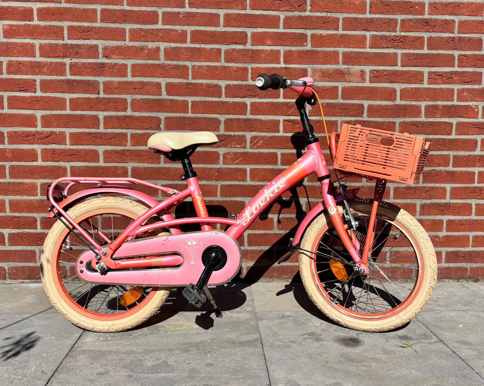 16 inch roze meisjesfiets Loekie, Fietsen en Brommers, Ophalen, Zo goed als nieuw, 16 inch