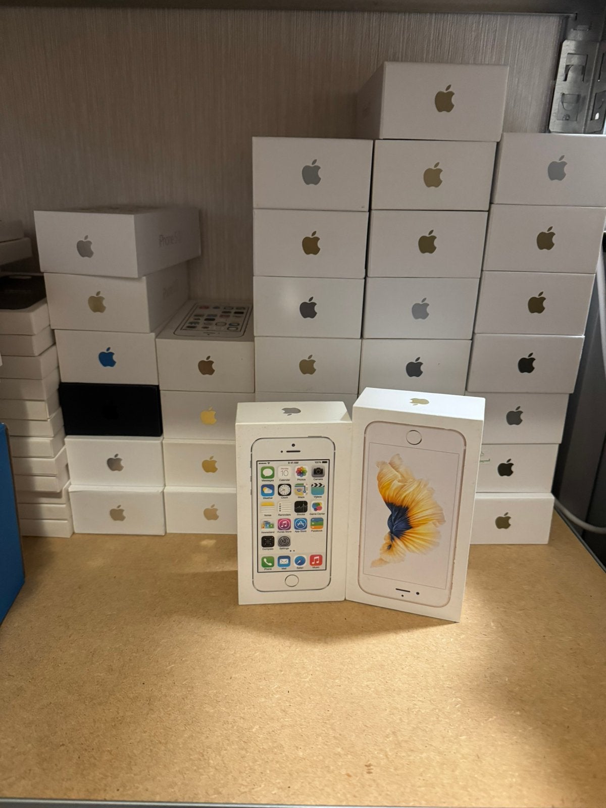 Partij 35 stuks iphone dozen leeg 5s en 6s, Ophalen of Verzenden, Zo goed als nieuw, Poppenhuis