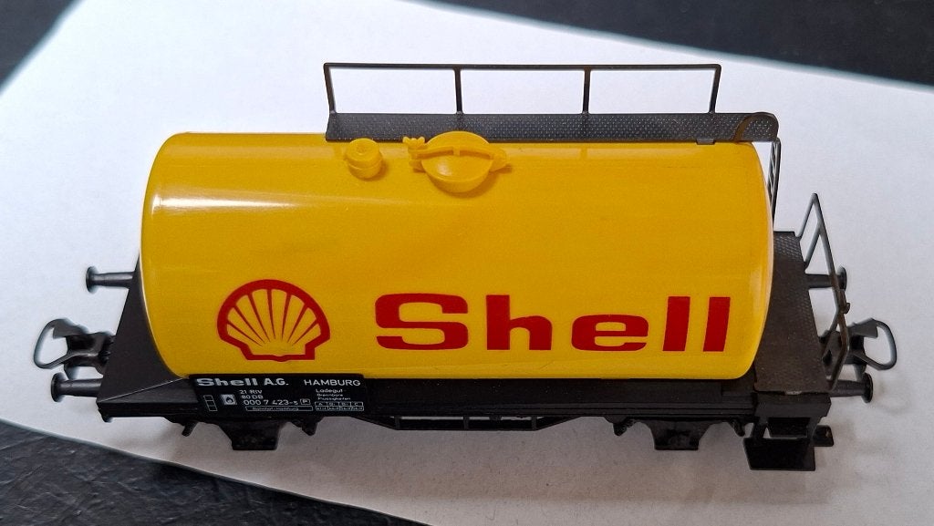 Marklin HO Shell ketelwagons (12x), Wisselstroom, Wagon, Ophalen of Verzenden, Zo goed als nieuw