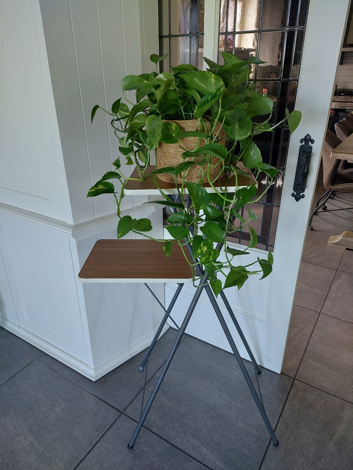 vintage hoog plantentafeltje plant diatafeltje, Huis en Inrichting, Woonaccessoires | Zuilen en Pilaren, Ophalen, Zo goed als nieuw