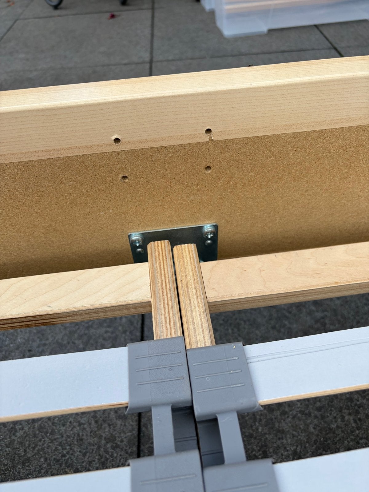 IKEA bedombouw 200x140 met 2 lattenbodems type Lönset, Gebruikt, Beige, Twijfelaar, 200 cm