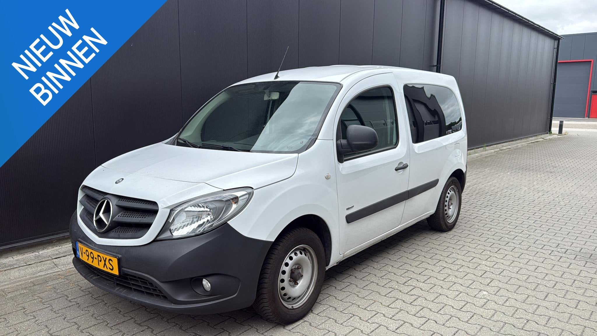 Mercedes-Benz Citan 112 Benzine Marge BTW&BPM VRIJ!, Auto's, Voorwielaandrijving, Euro 5, Gebruikt, 4 cilinders