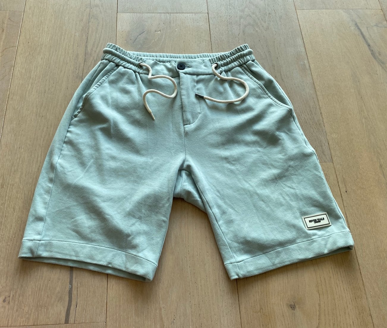 Seven dails london S chino short S nieuwstaat, Ophalen of Verzenden, Zo goed als nieuw, Maat 46 (S) of kleiner, Groen