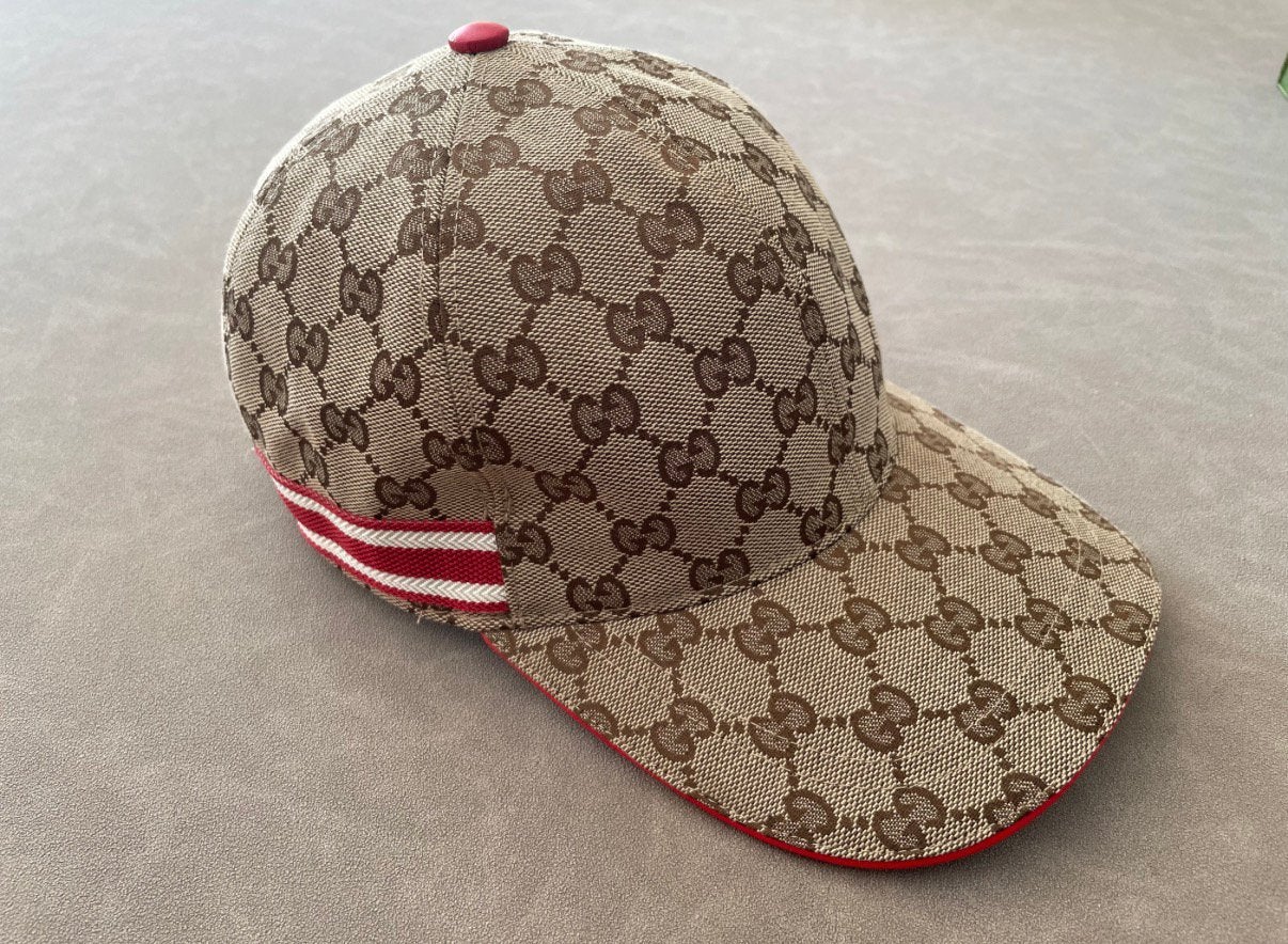 Beige og gucci let met rode accenten, Ophalen of Verzenden, Zo goed als nieuw