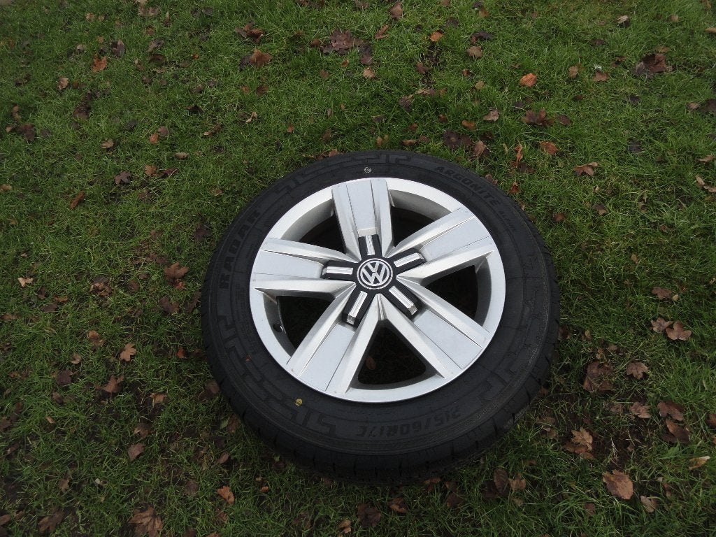 Volkswagen Transporter T5,T6,T7 velgen ,winterbanden 17 inch, Ophalen, Banden en Velgen, 17 inch, Winterbanden