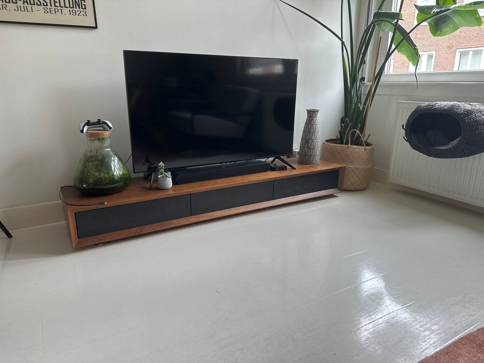 Tv-meubel Walnoot & Zwart 180cm met 3 Laden, Huis en Inrichting, Kasten | Televisiemeubels, Ophalen, 150 tot 200 cm, Nieuw, Minder dan 100 cm
