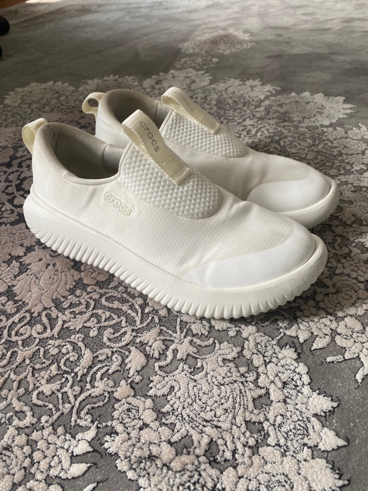 Crocs gymschoenen, Ophalen of Verzenden, Zo goed als nieuw, Wit, Sportschoenen