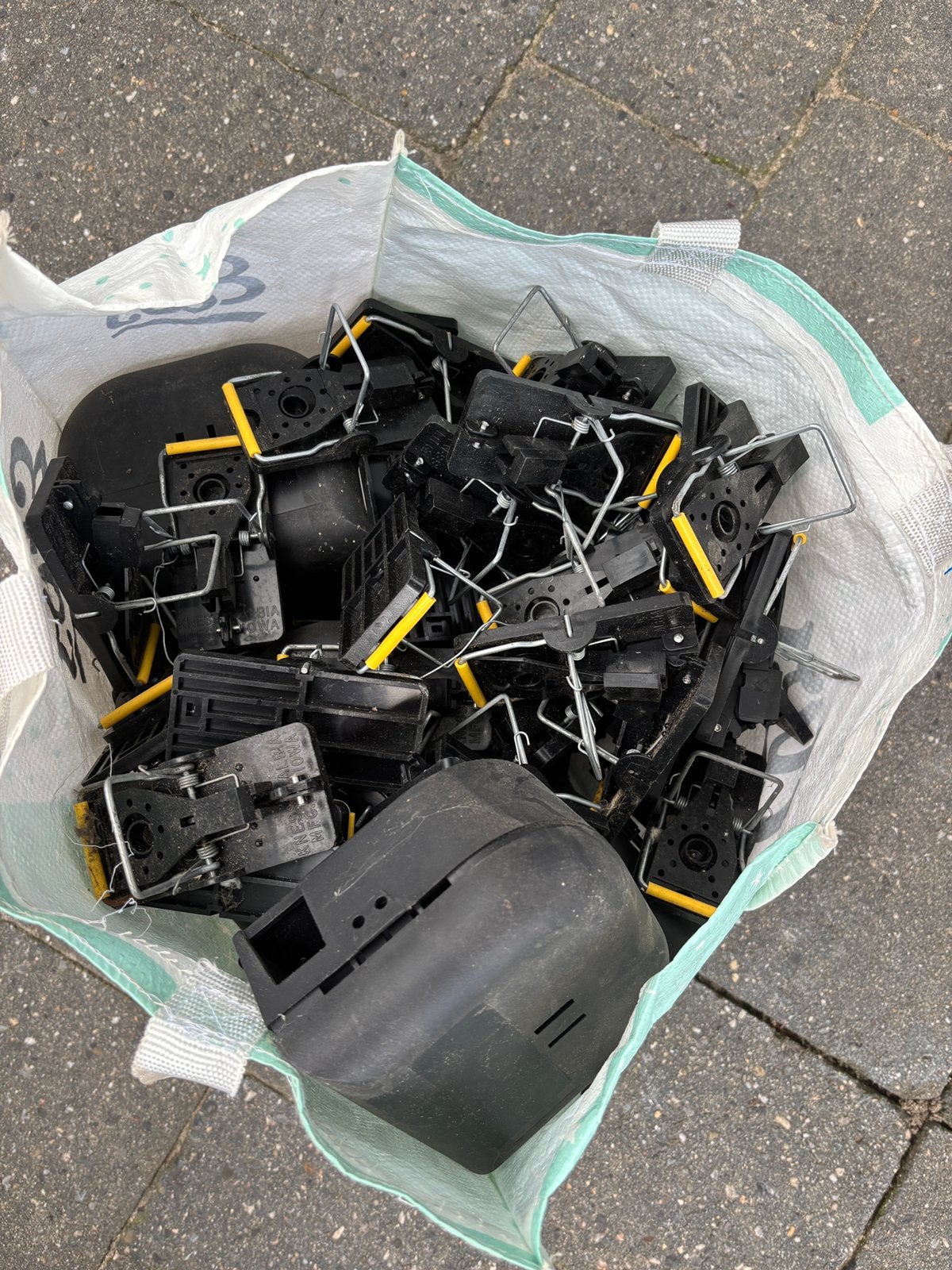 Tas vol muizendozen en muizenvallen, Ophalen of Verzenden, Gebruikt, Ongediertebestrijding