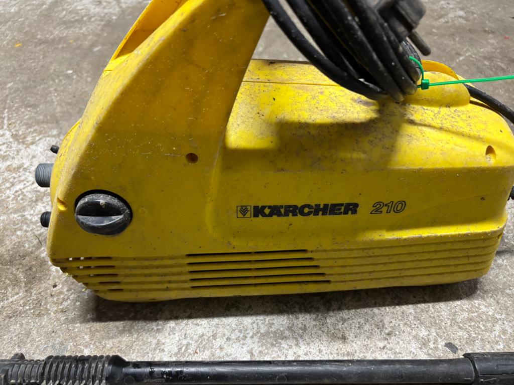 Klein hogedrukspuit Kärcher, Ophalen of Verzenden, Gebruikt, Elektrisch