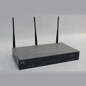 Cisco SA-520W SA-520W-K9 V01 Firewall Security Appliance, Verzenden, Gebruikt, Router met modem, Cisco