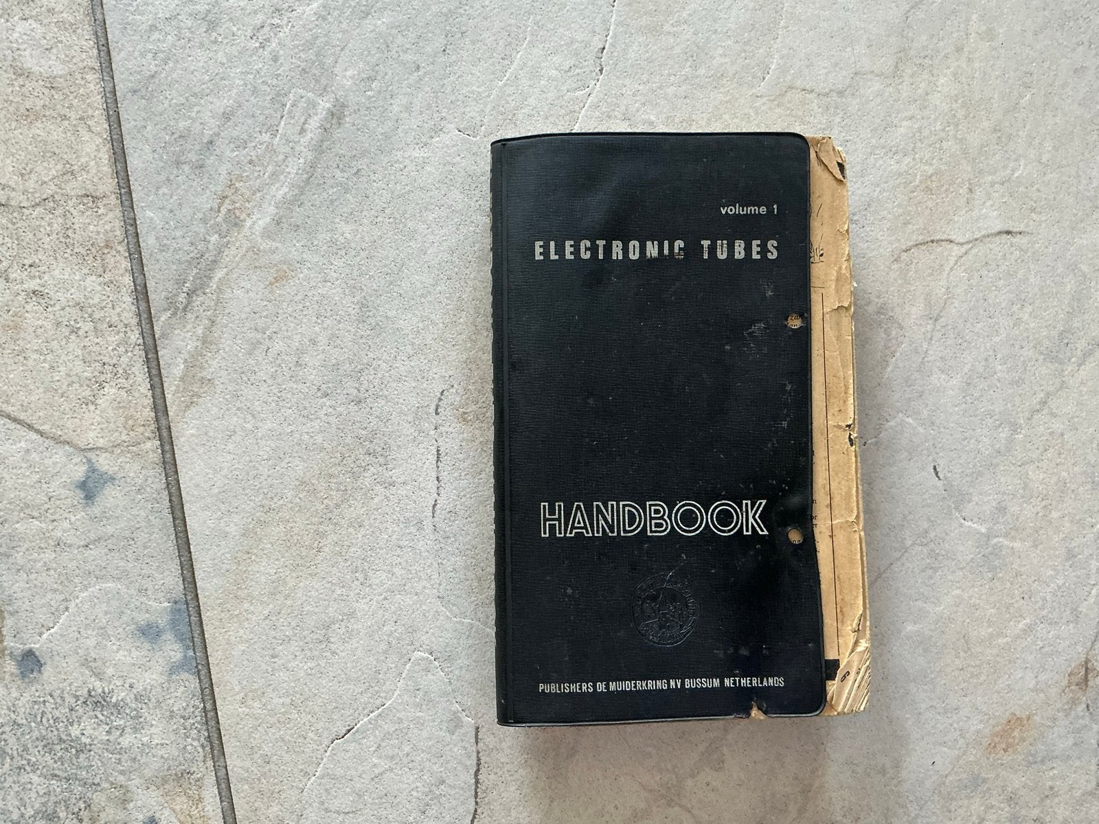 Electronic Tubes Handbook Volume 1 - Vintage Elektronica, Boeken, Ophalen of Verzenden, Gelezen, Elektrotechniek