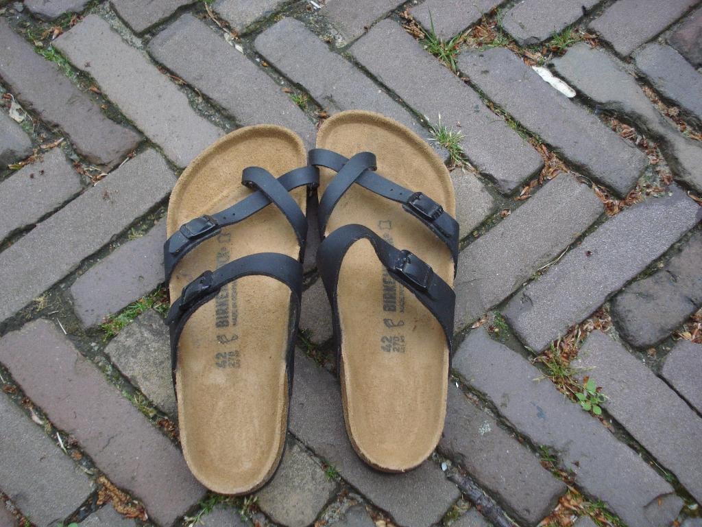 MAYARI BIRKENSTOCK ZWART 42 NU GRATIS VERZENDING PER POST, Kleding | Dames, Schoenen, Slippers, Verzenden, Zwart, Nieuw